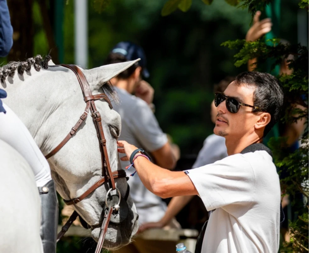 Alta Performance: Treinamento e Resultados<br /><strong>de Destaque com CDN Sport Horses</strong>